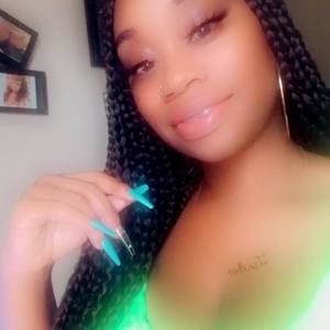 Meet your Posher, Sharonda